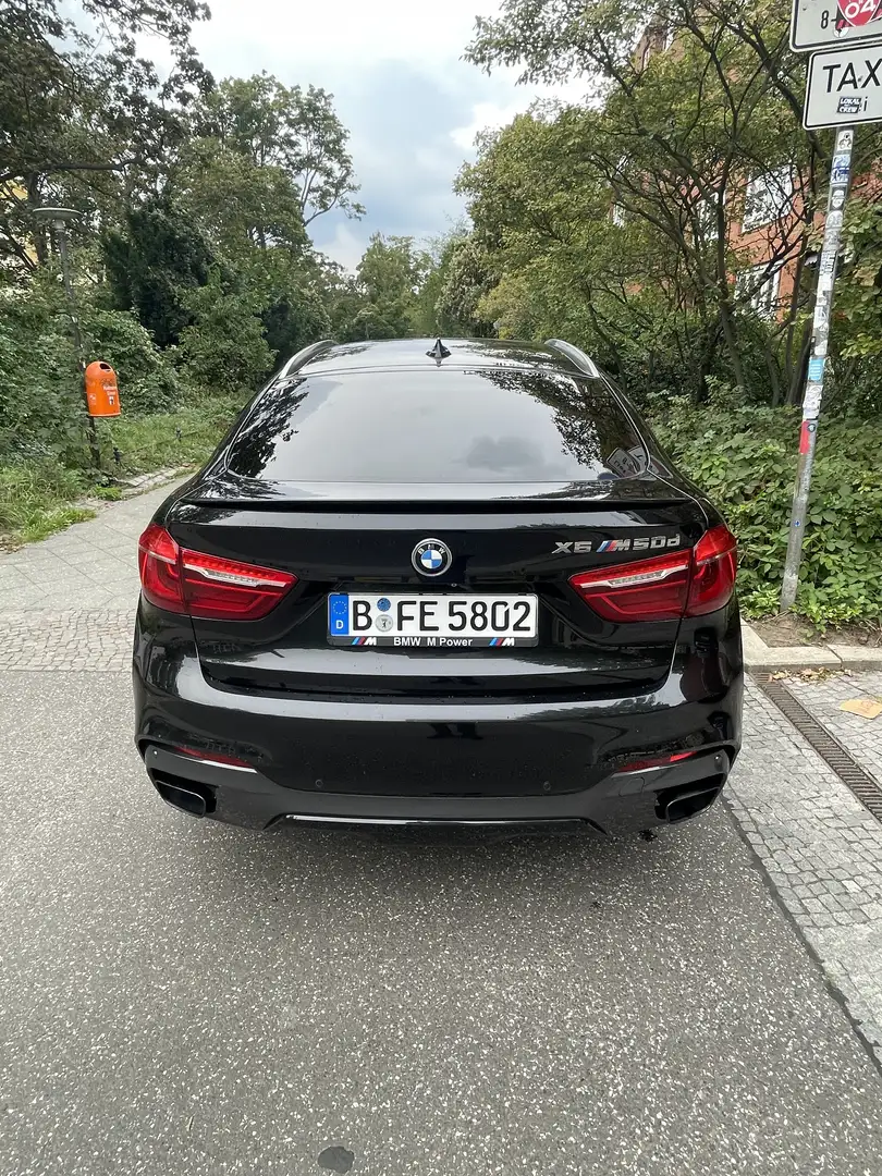 BMW X6 M M50d Schwarz - 2