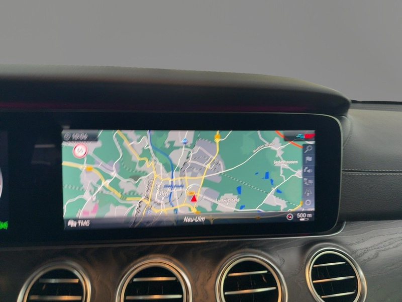 Mercedes-Benz E 450 T AMG Line 4Matic PANO LUFT LEDER 360°KAM — photo 10