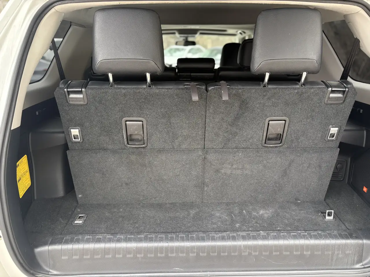 Toyota 4-Runner снимка Toyota 4-Runner