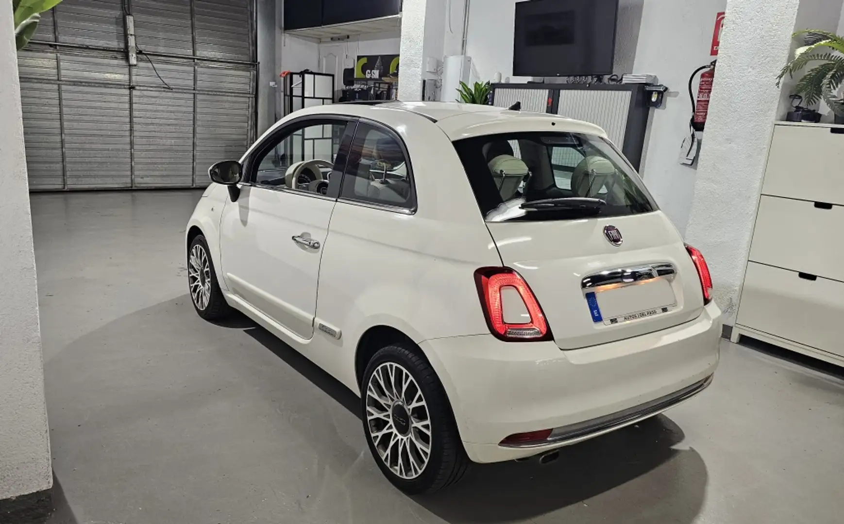 Fiat 500C 1.2 Lounge Blanco - 2