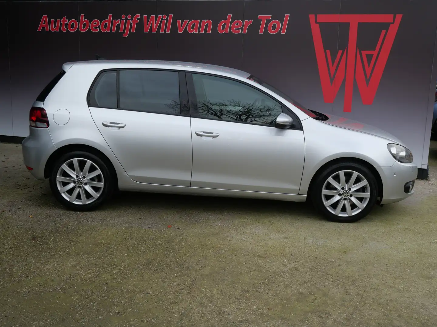Volkswagen Golf 1.4 TSI HIGHLINE | AUTOMAAT | NAVIGATIE | CLIMA | Gris - 1