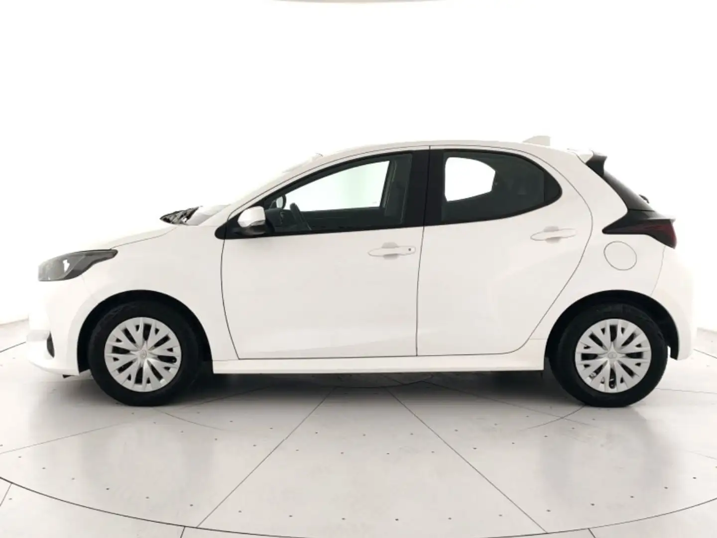 Toyota Yaris 1.0 Active Blanc - 2