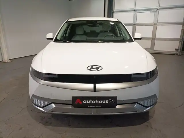 Hyundai IONIQ 5 view 2