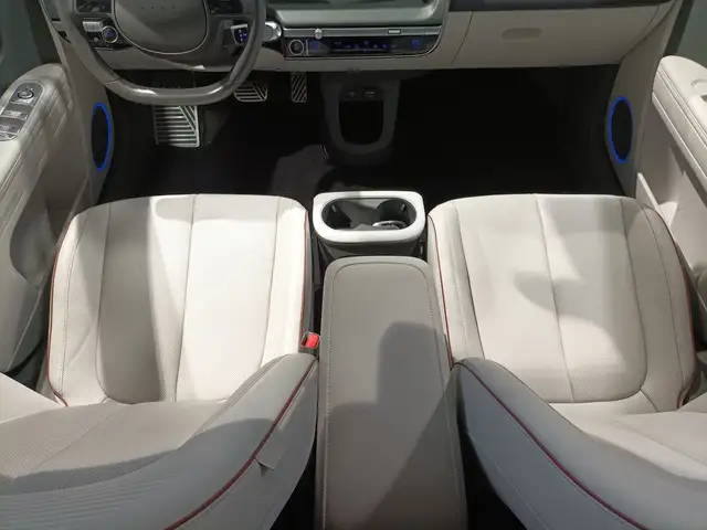 Hyundai IONIQ 5 view 14