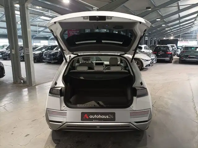 Hyundai IONIQ 5 view 6