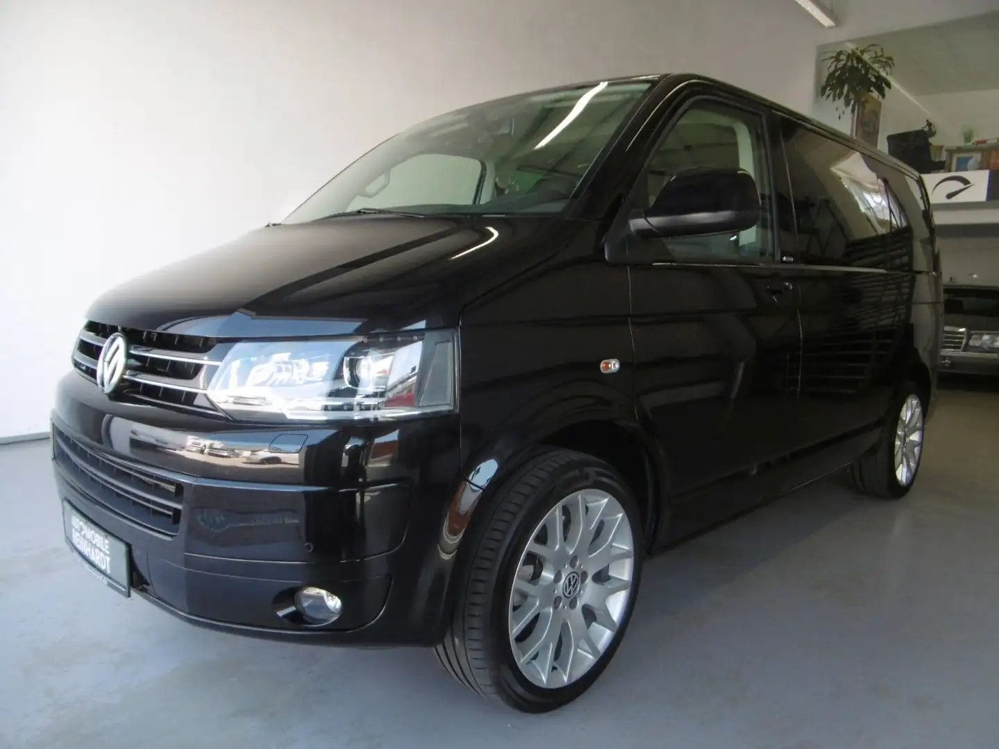 Volkswagen T5 Multivan 2.0 TSI Match **NEUER-MOTOR-50TKM** Чорний - 1