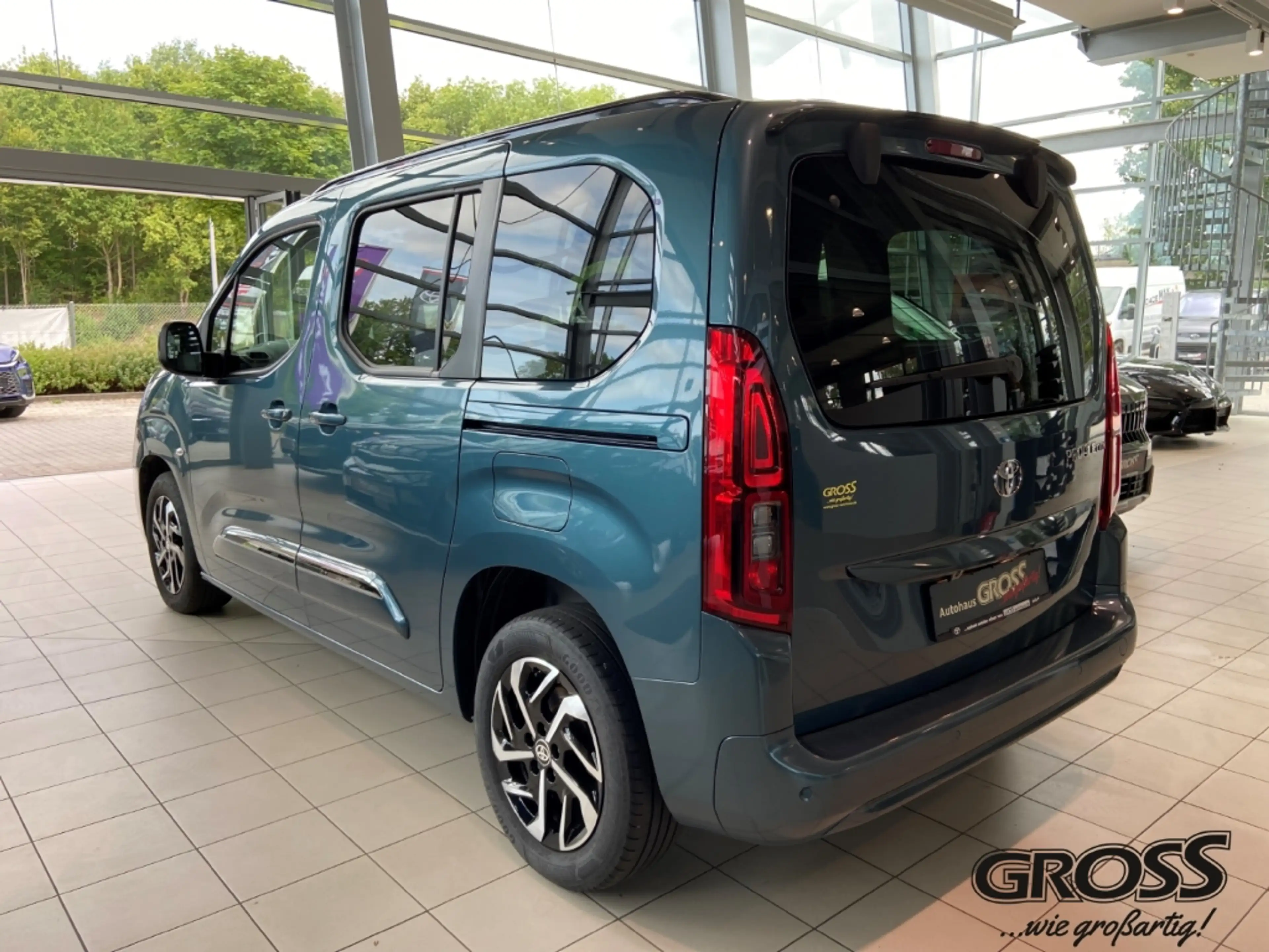 Toyota Proace City Verso L1 Team D 1.5 -4D EU6d Navi Apple CarPlay An — photo 7