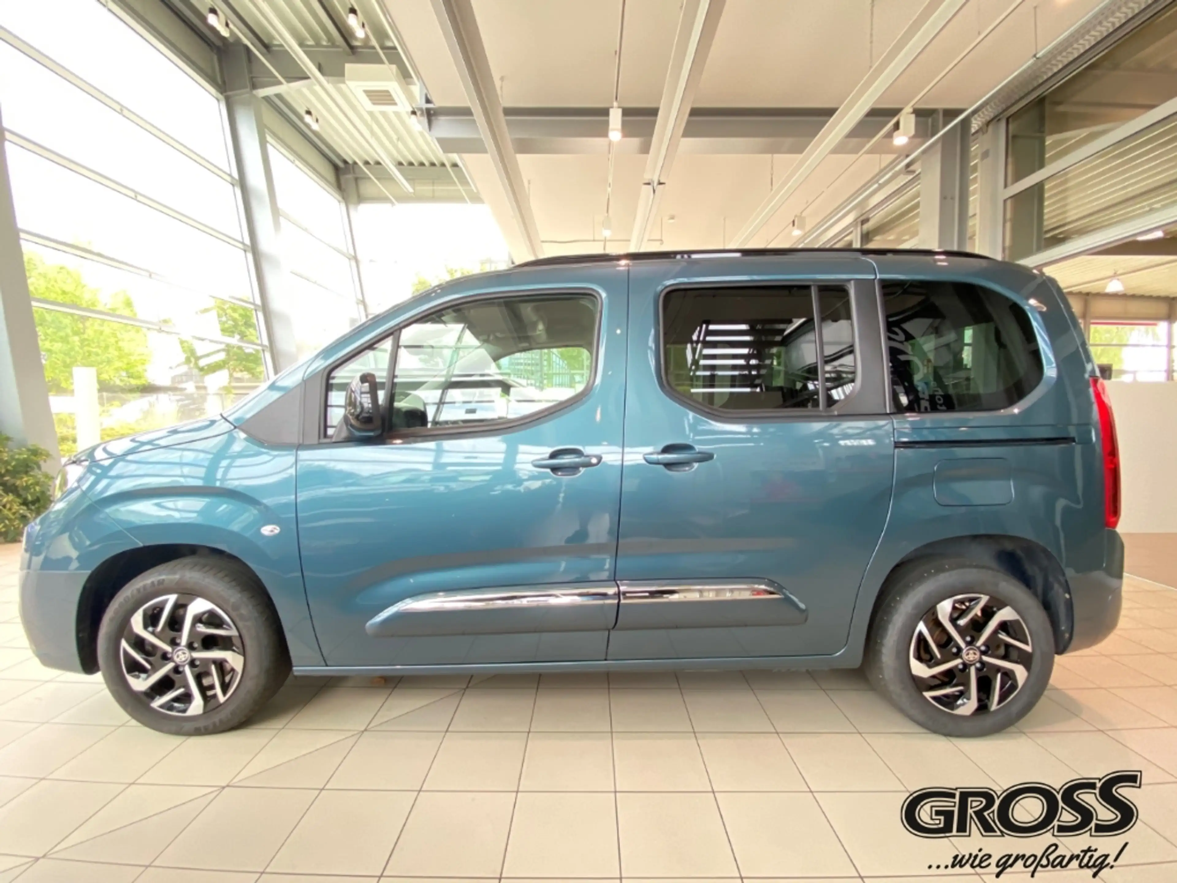 Toyota Proace City Verso L1 Team D 1.5 -4D EU6d Navi Apple CarPlay An — photo 8