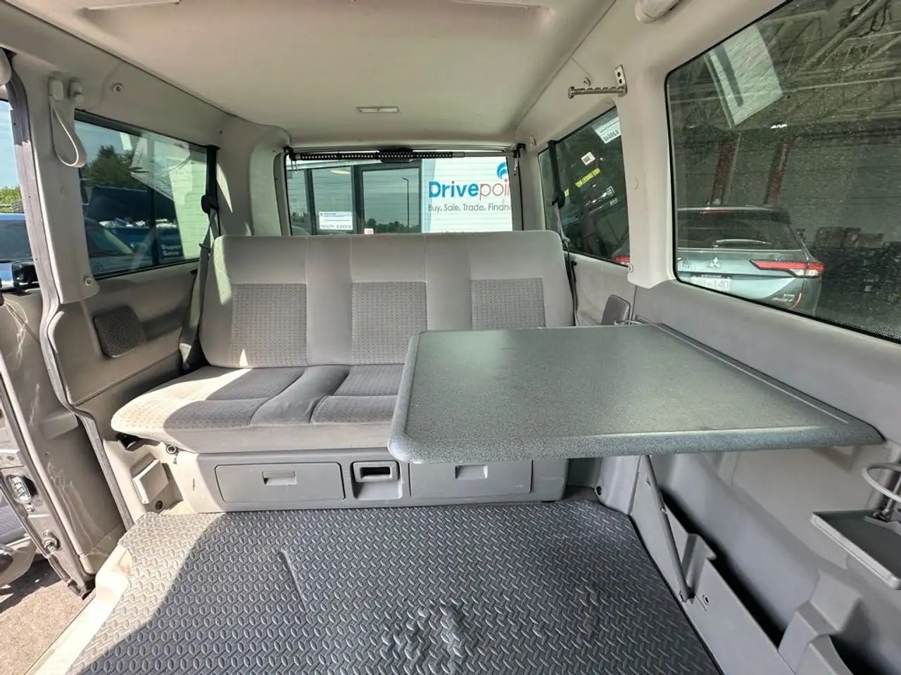 Volkswagen Eurovan снимка Volkswagen Eurovan