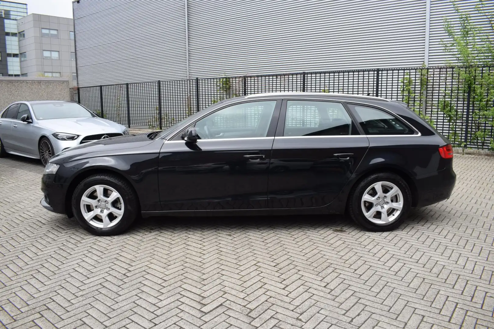 Audi A4 Avant 1.8 TFSI Pro Line Business 12 mnd GARANTIE D Negro - 2