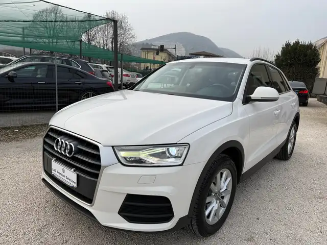 Audi Q3 Q3 2.0 Tdi 120cv  Navi+Led+