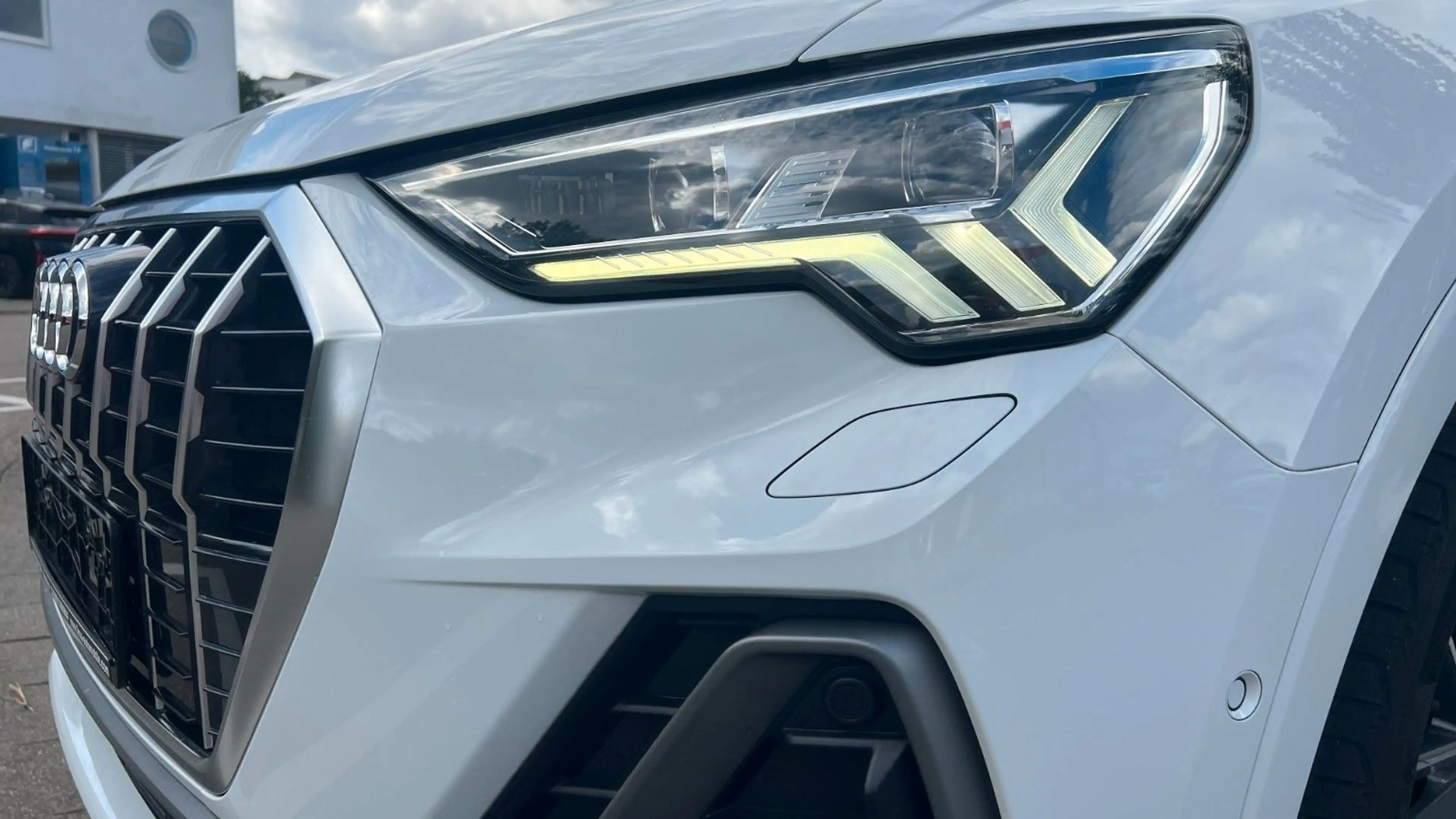 Audi Q3 40 TFSI quattro S line / top gepflegt — photo 10
