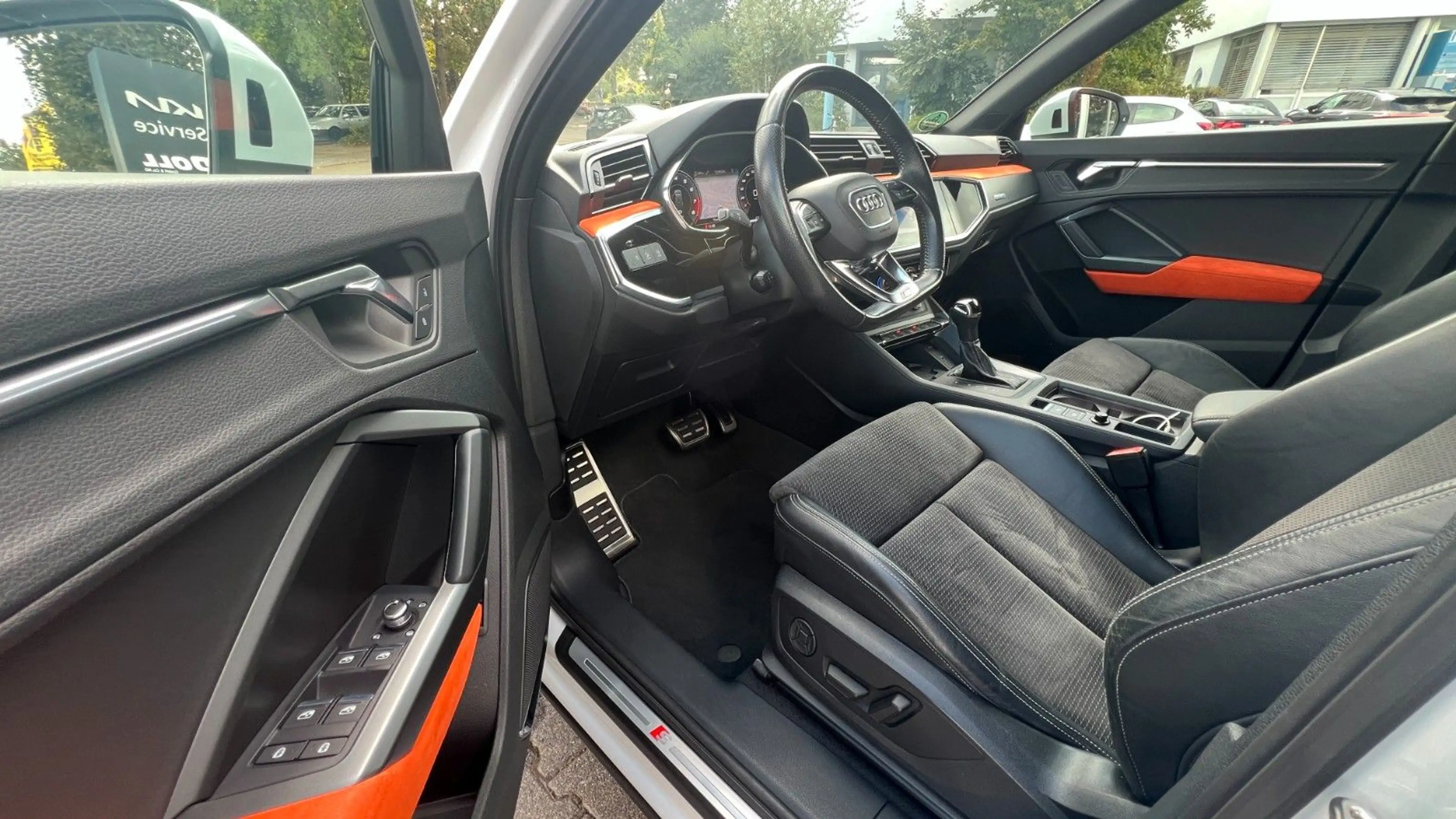 Audi Q3 40 TFSI quattro S line / top gepflegt — photo 12
