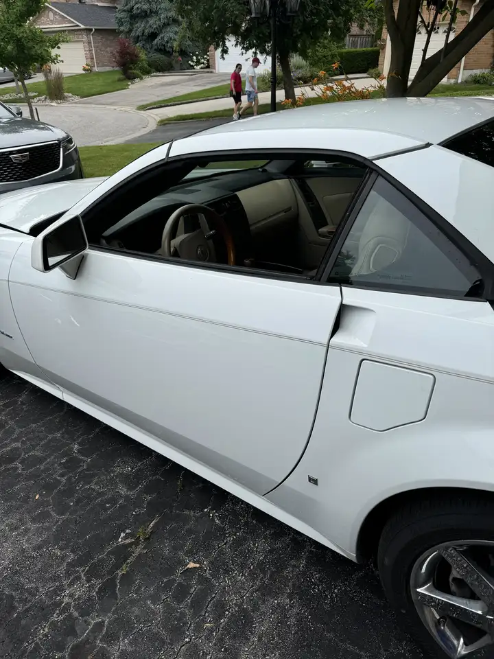 Cadillac XLR снимка Cadillac XLR