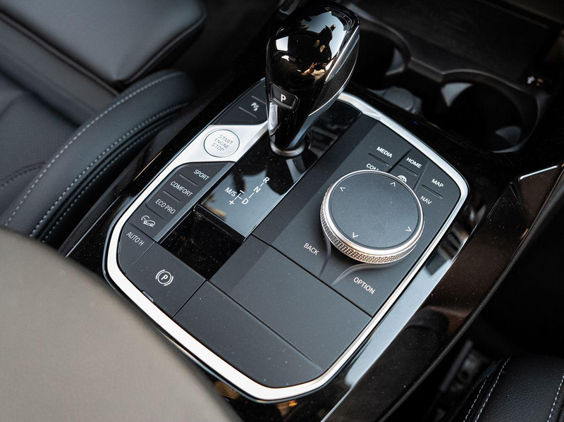 BMW X4 xDrive20d M-Sport AHK PANO ACC Laser HuD KoZg — photo 13