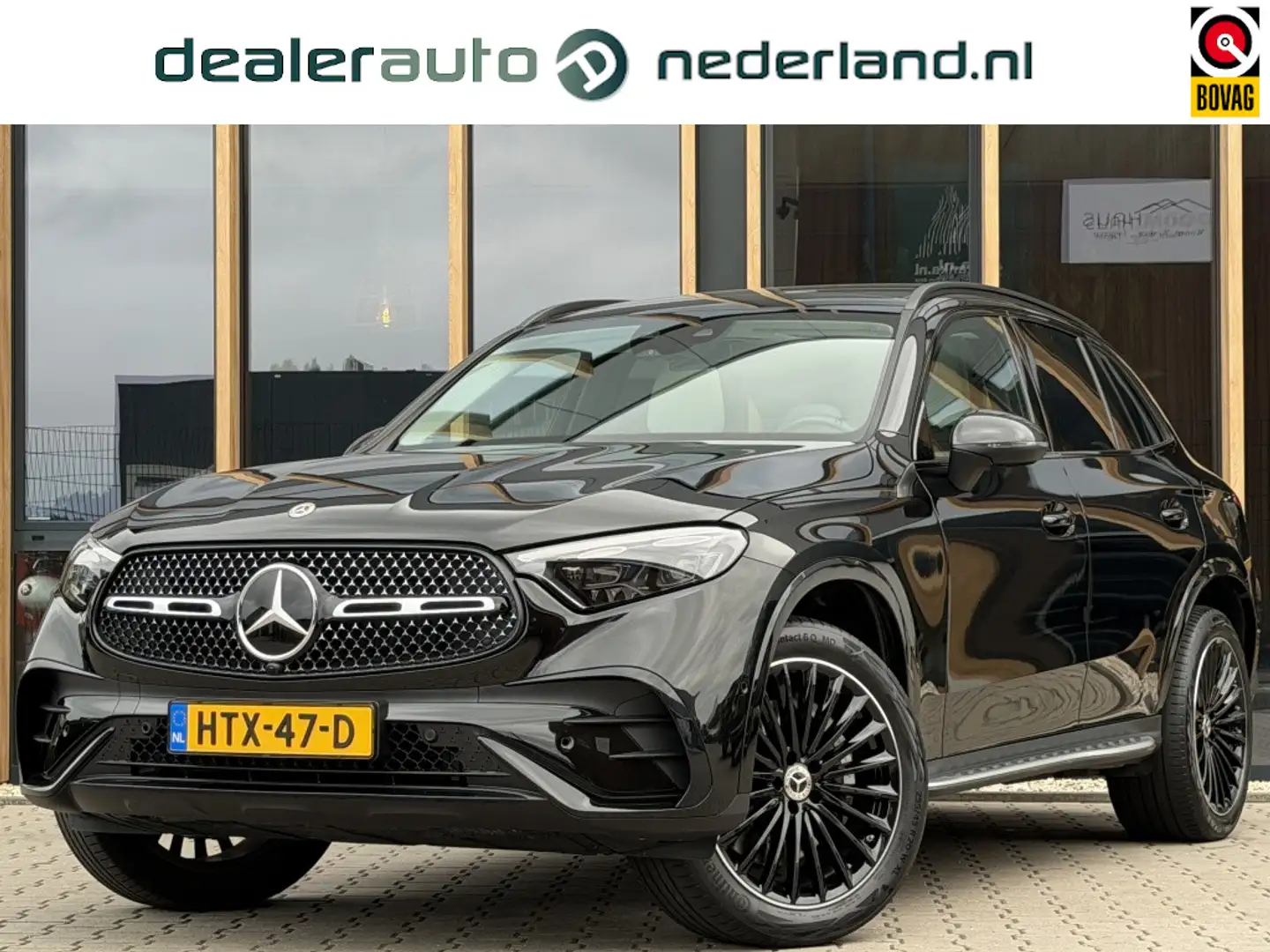 Mercedes-Benz GLC 400 400e 4MATIC AMG Line Zwart - 1
