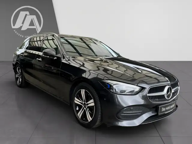 Mercedes-Benz C-Class view 5