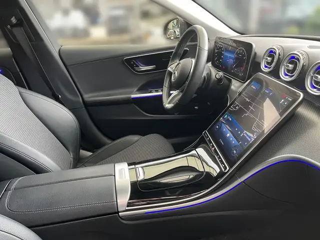 Mercedes-Benz C-Class view 10