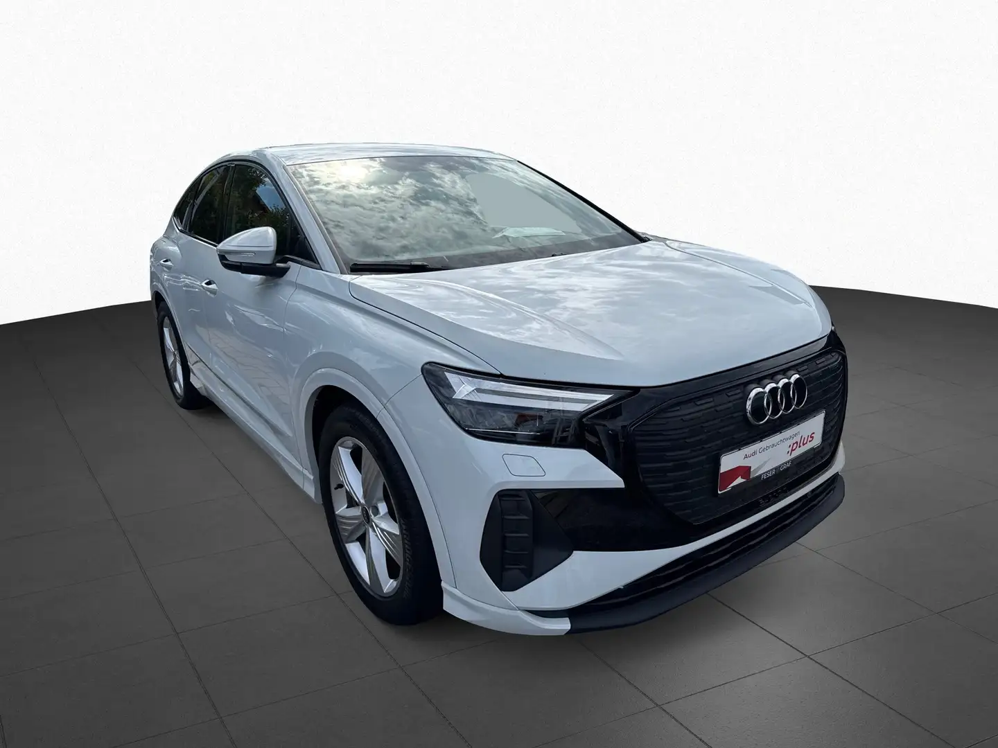 Audi Q4 e-tron Sportb. e-tron qua.50 250 kW +NAVI+SONOS+ Wit - 2