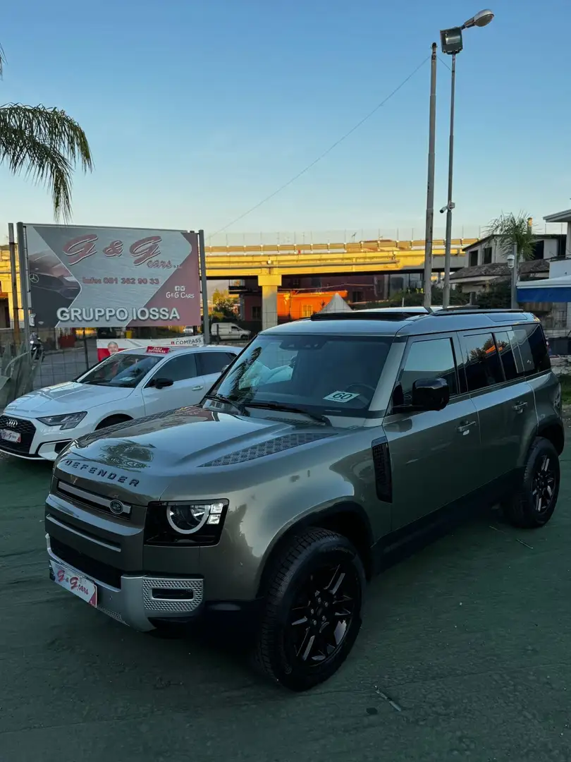 Land Rover Defender 110 3.0d i6 mhev S awd 200cv auto + Tetto Verde - 1