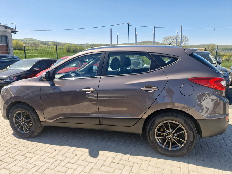 Hyundai iX35 FIFA World Cup Edition AWD — photo 7
