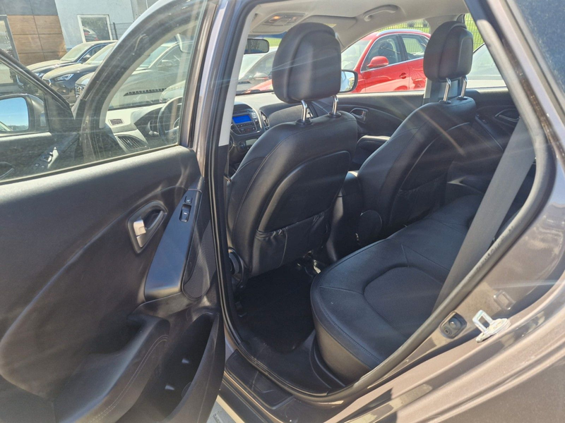 Hyundai iX35 FIFA World Cup Edition AWD — photo 8