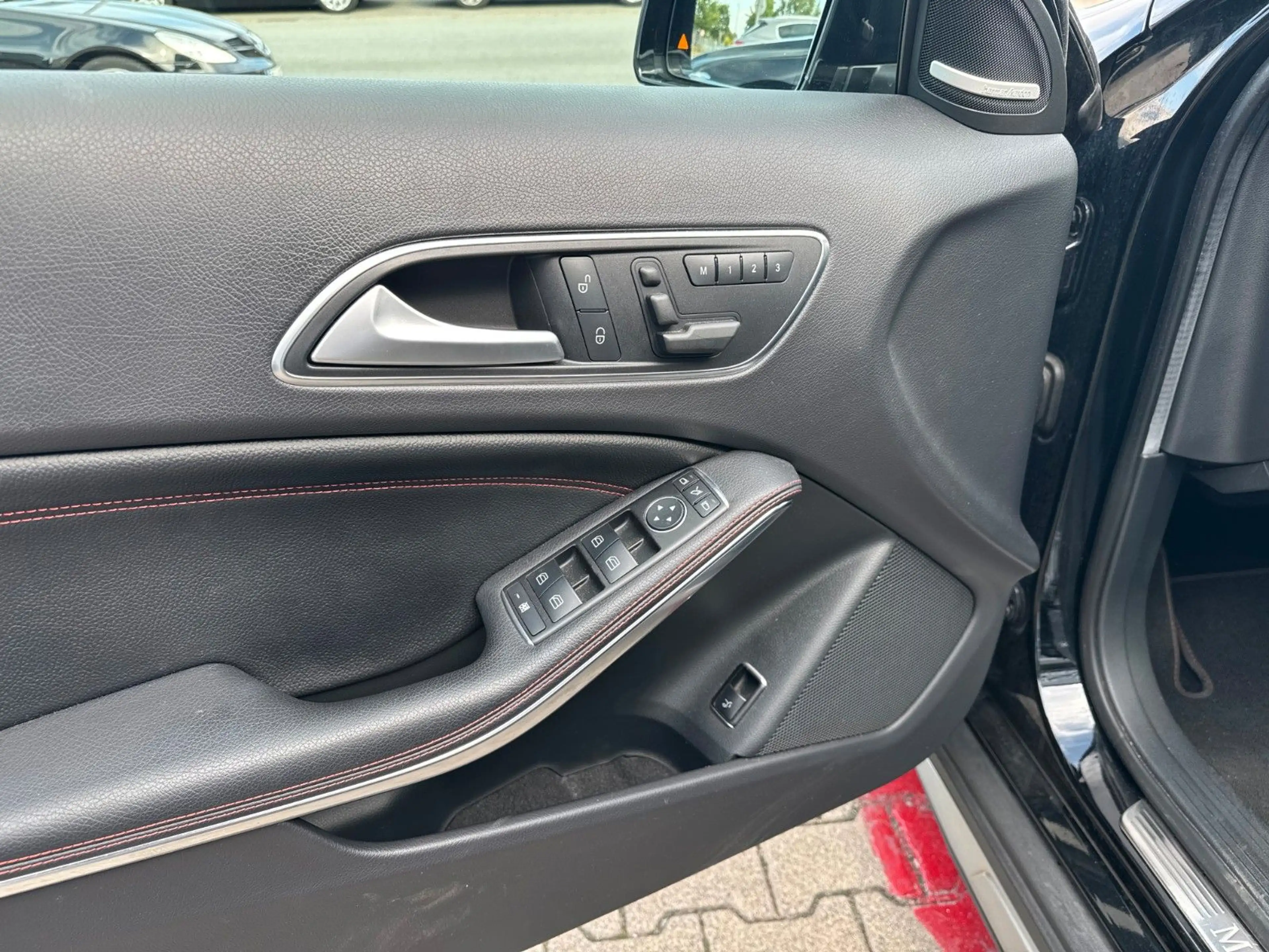 Mercedes-Benz GLA 250 GLA GLA 250 4Matic — photo 10