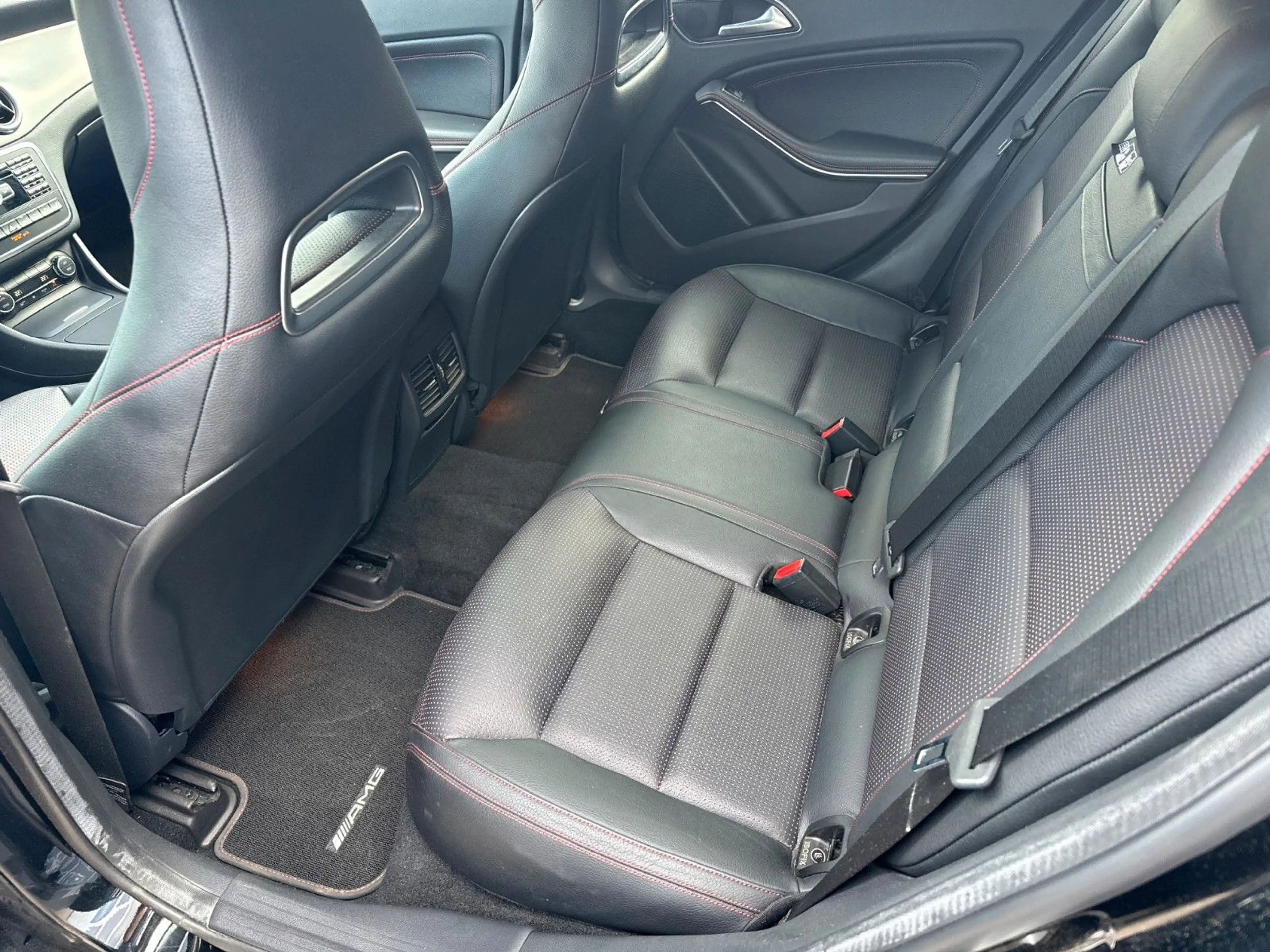 Mercedes-Benz GLA 250 GLA GLA 250 4Matic — photo 11