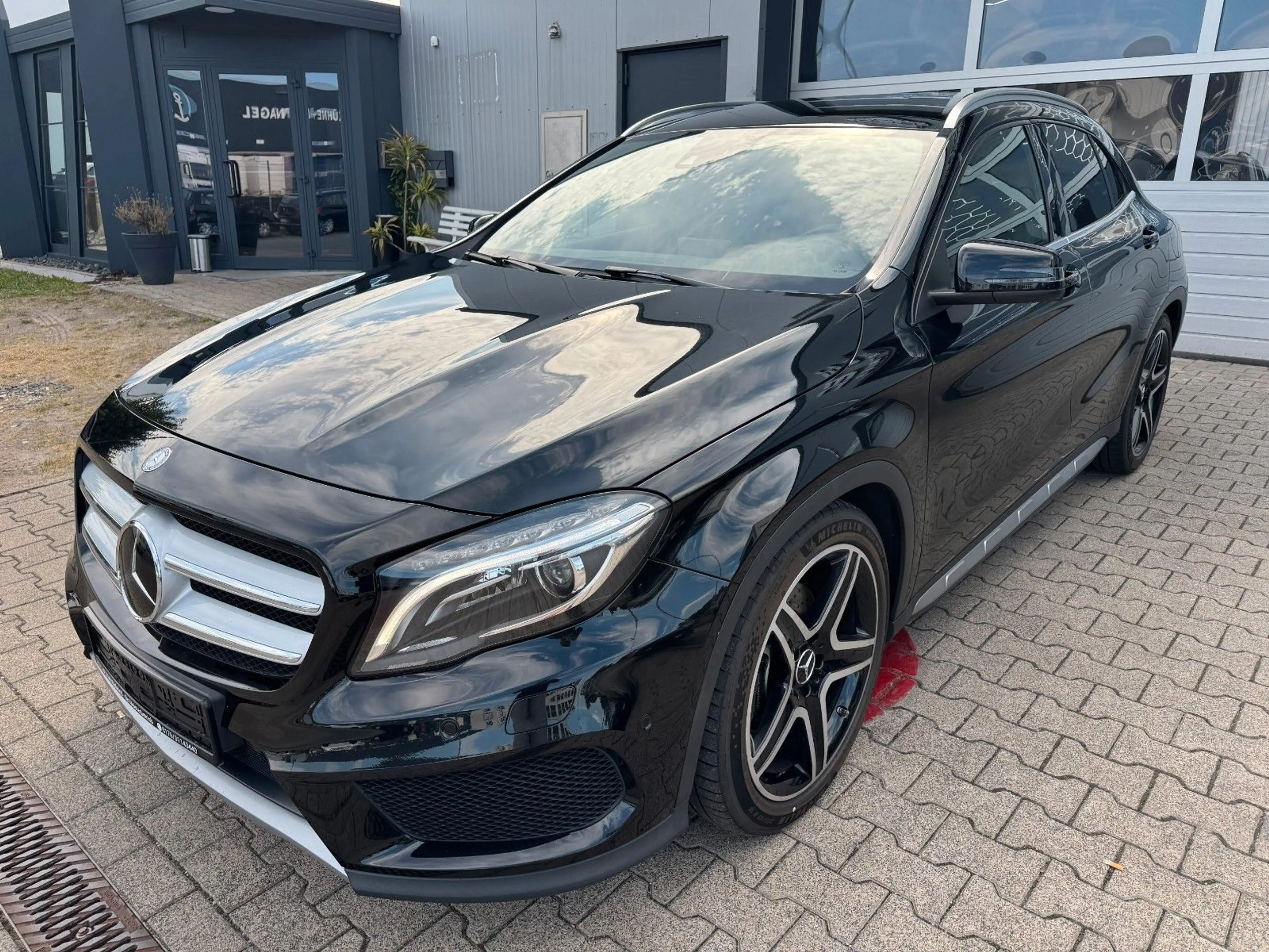 Mercedes-Benz GLA 250 GLA GLA 250 4Matic