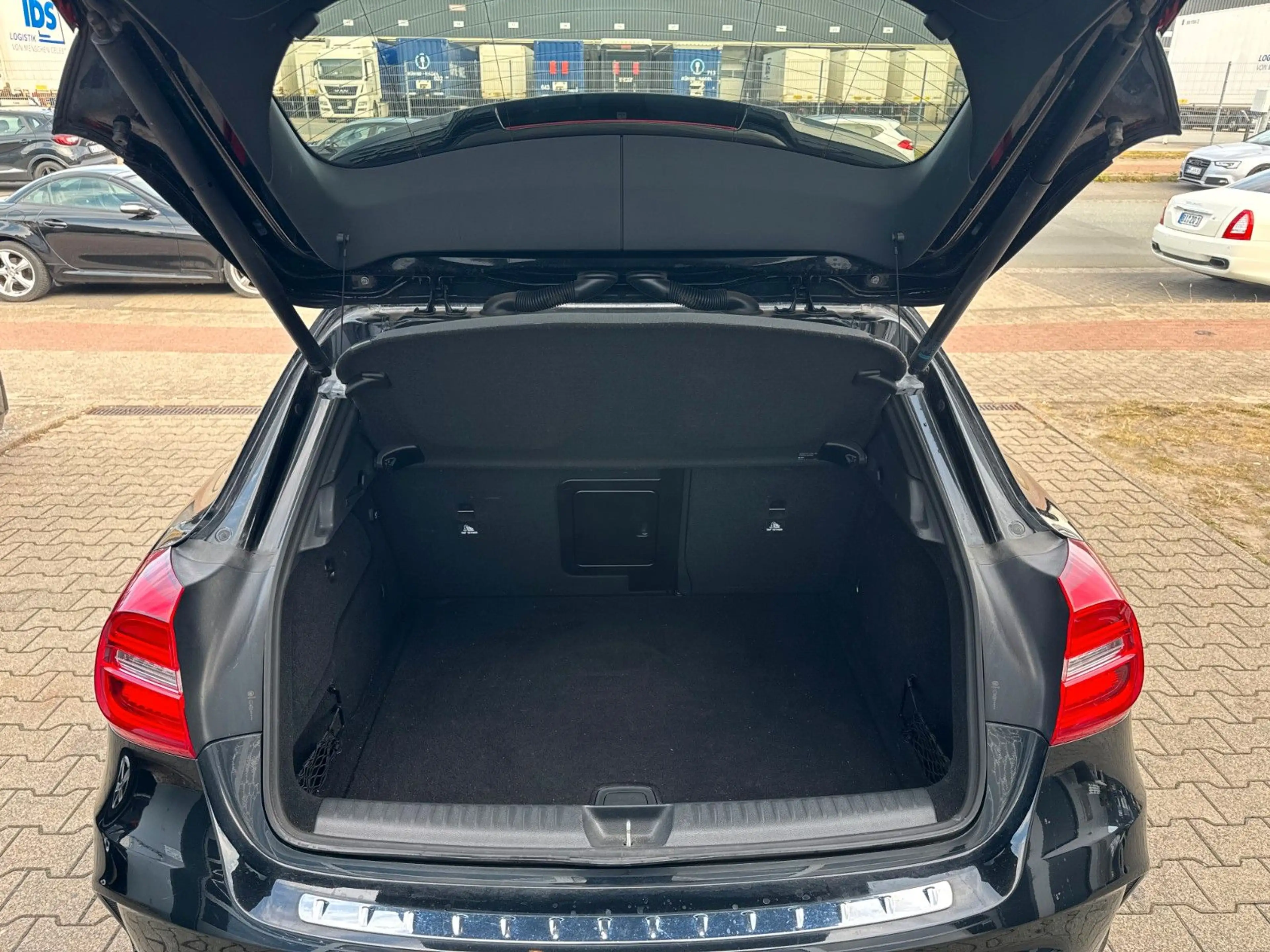 Mercedes-Benz GLA 250 GLA GLA 250 4Matic — photo 15