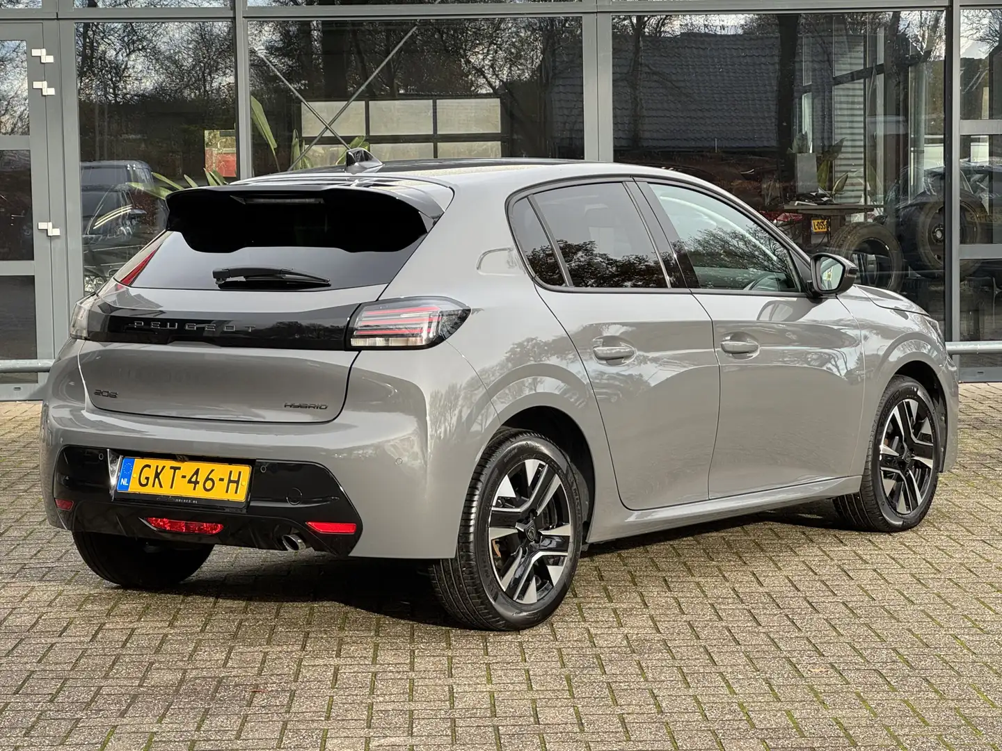Peugeot 208 Hybrid 100 e-DCS6 Allure Automaat Clima/Navi/Cruis Gris - 2