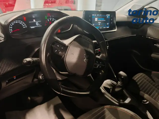 Peugeot 208 view 7