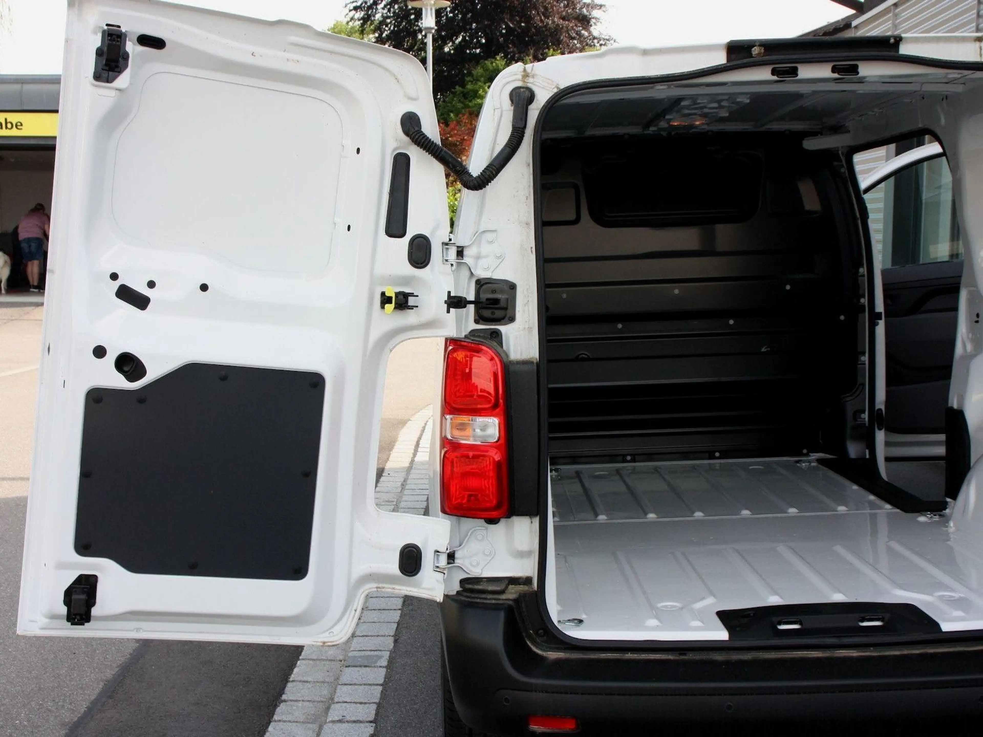 Fiat Scudo MultiJet AUTOMATIK L2 PRO LED LOUNGE Navi — photo 4