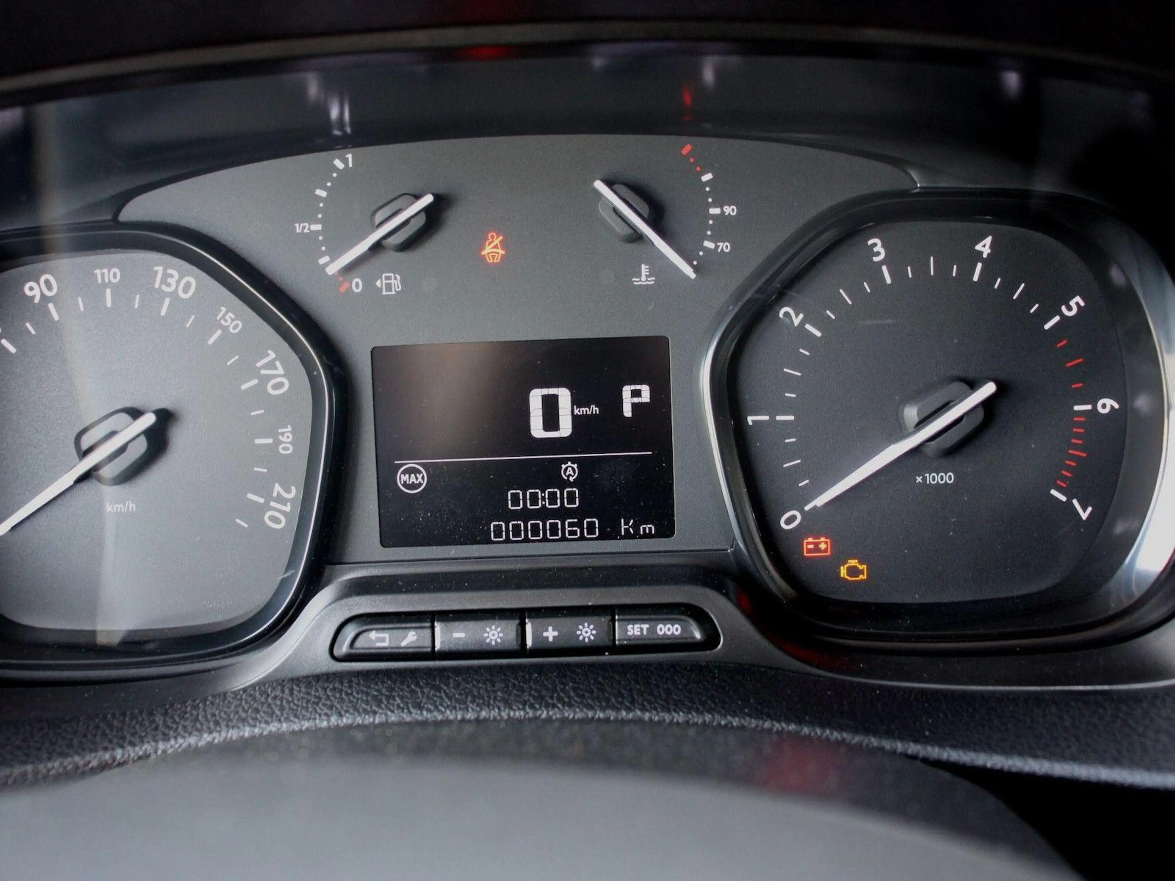 Fiat Scudo MultiJet AUTOMATIK L2 PRO LED LOUNGE Navi — photo 11