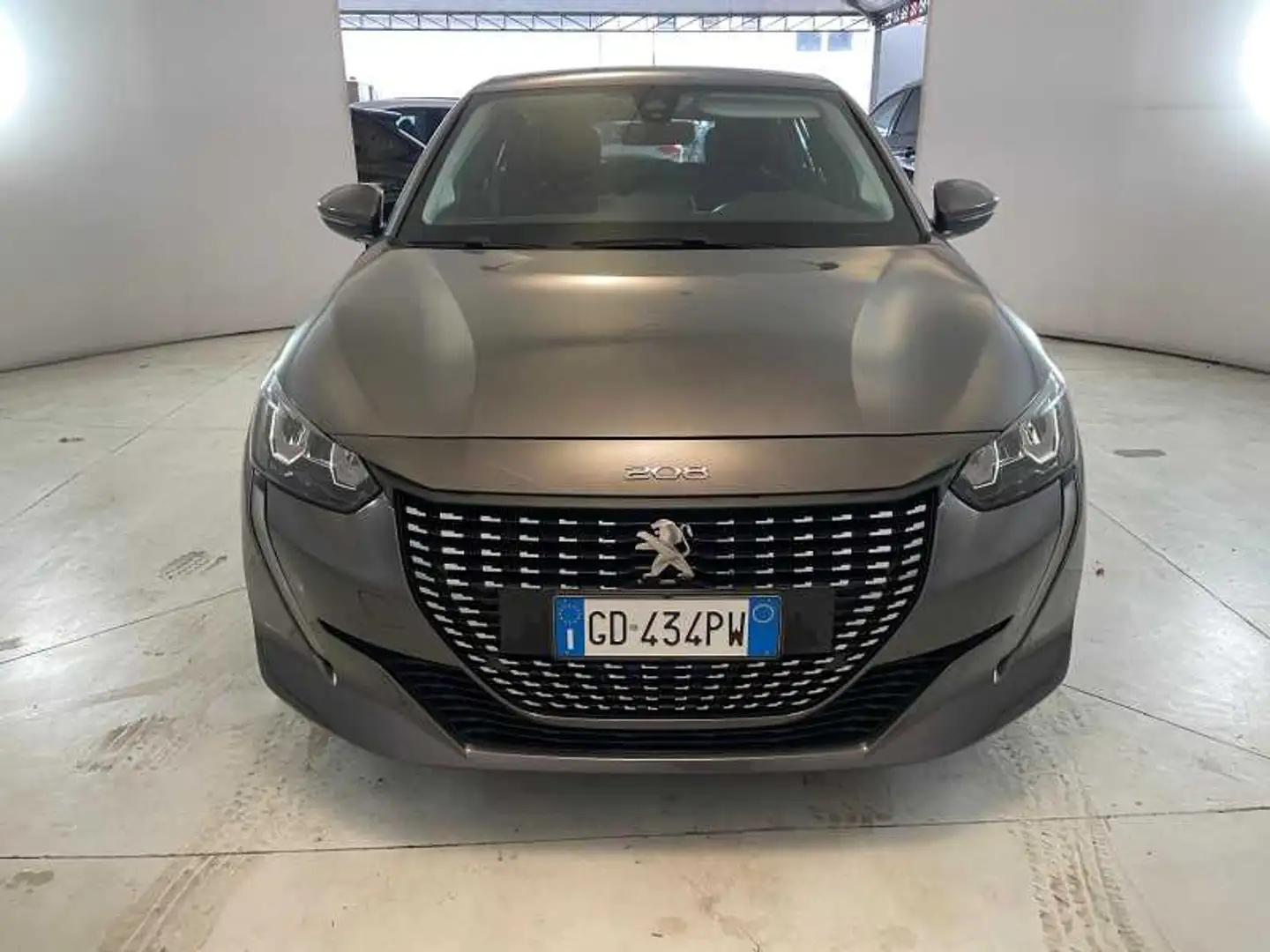 Peugeot 208 5 Porte 1.5 BlueHDi Active Grau - 2