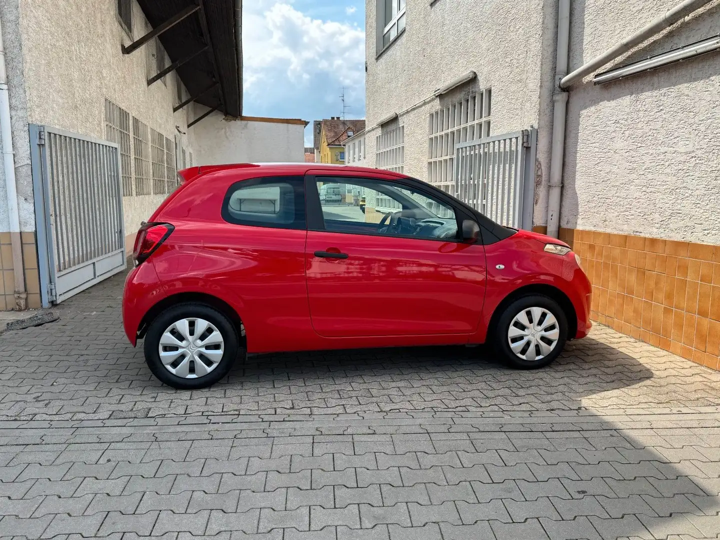 Citroen C1 Live*Klima*Servo*el.Fenster*USB*EU6 Rood - 2