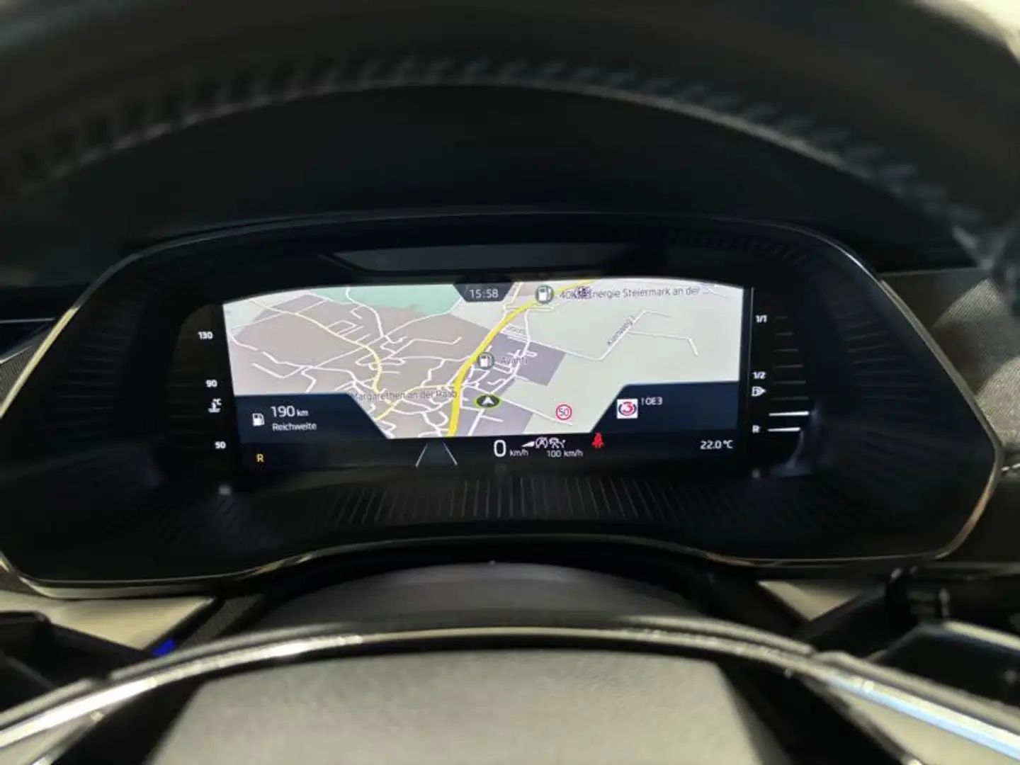 Skoda Octavia DSG VIRTUAL COCKPIT HEAD-UP LED ANHÄNGEKUPPLUNG Schwarz - 2