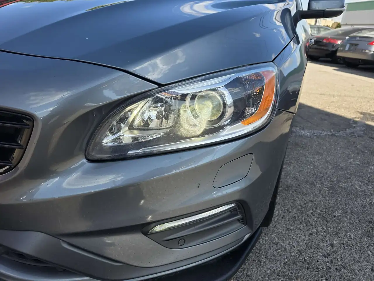 Volvo S60 снимка Volvo S60