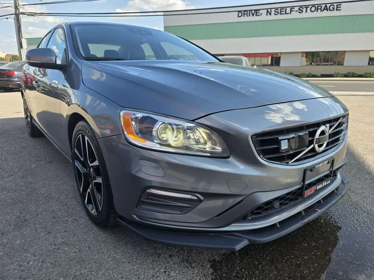 Volvo S60 снимка Volvo S60