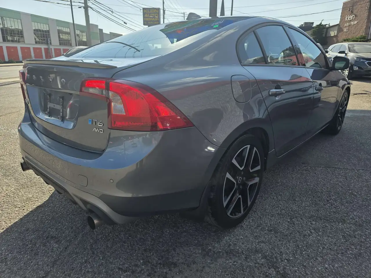 Volvo S60 снимка Volvo S60