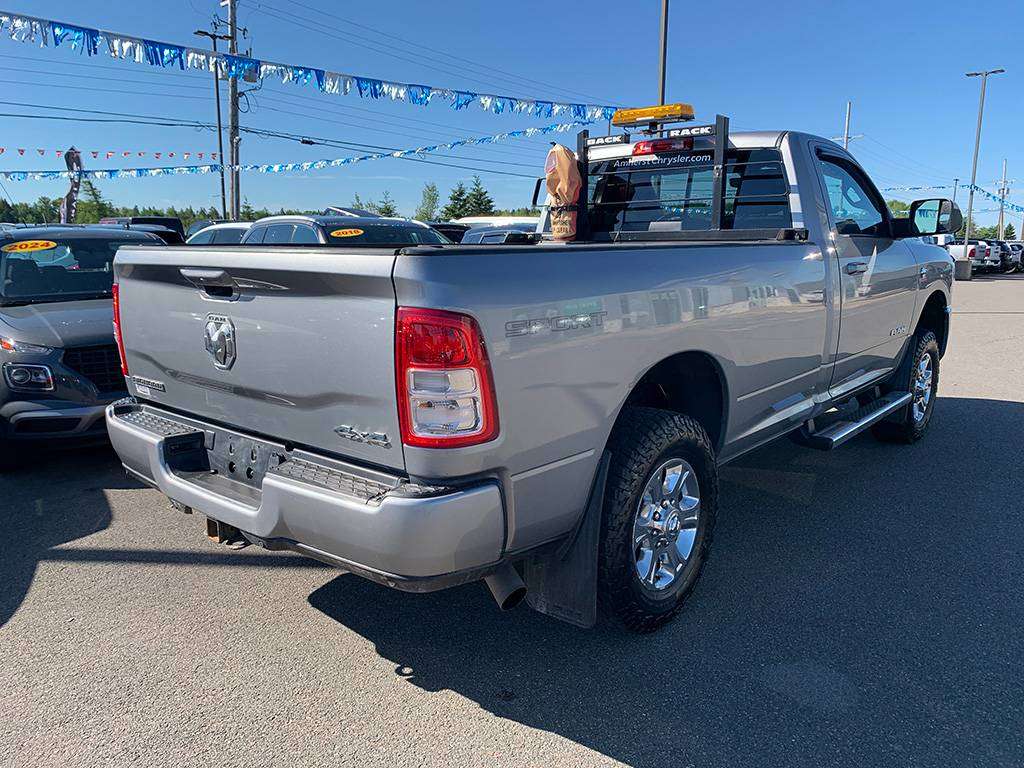 2022 RAM 3500 Regular Cab