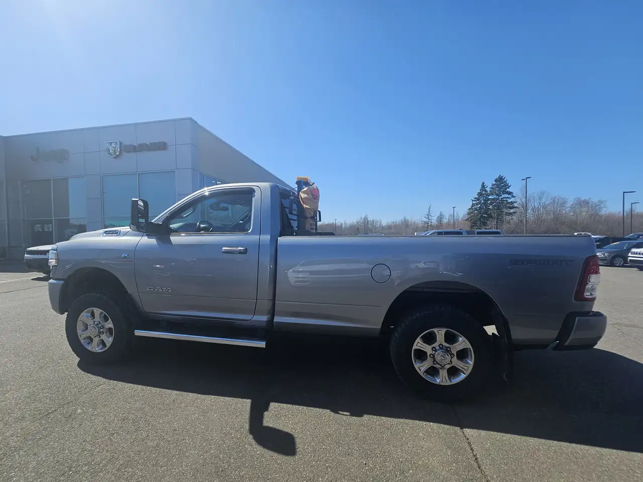 RAM 3500 снимка RAM 3500