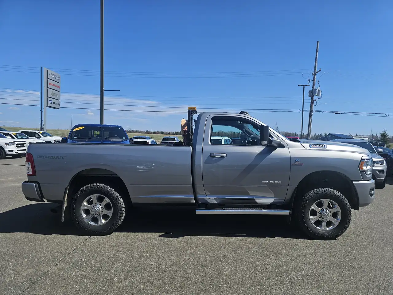 RAM 3500 снимка RAM 3500