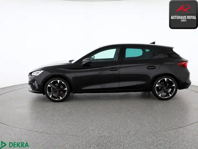 Cupra Leon view 2