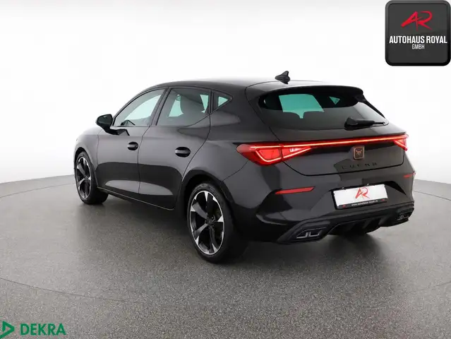 Cupra Leon view 3
