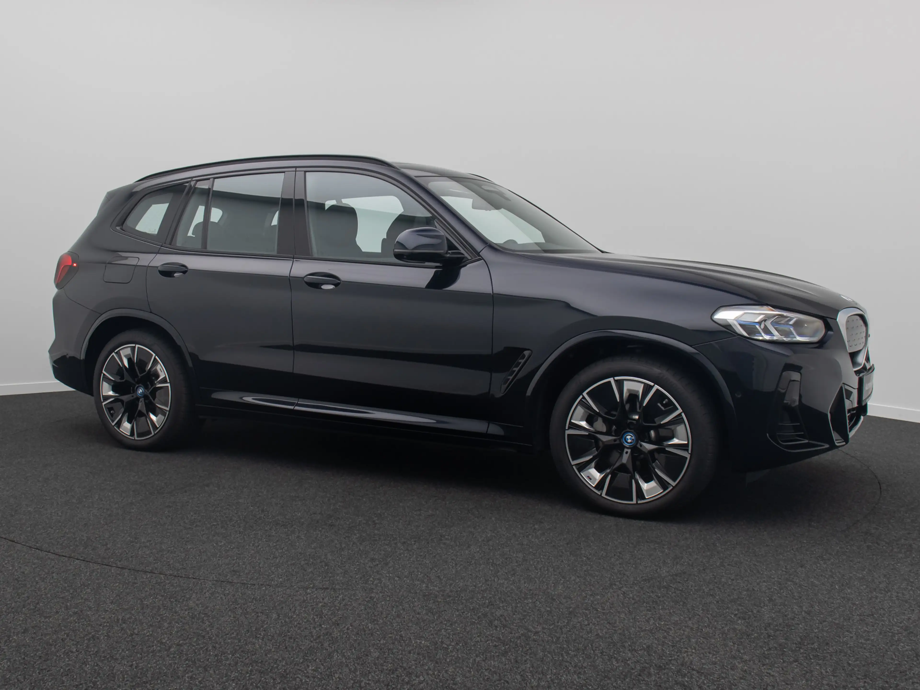 BMW X3 IMPRESSIVE DAB HUD Laser ACC 360°Panoram 20 — photo 4