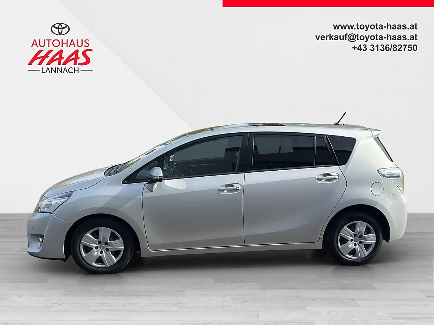 Toyota Verso 2,0 D-4D Active DPF Silber - 2