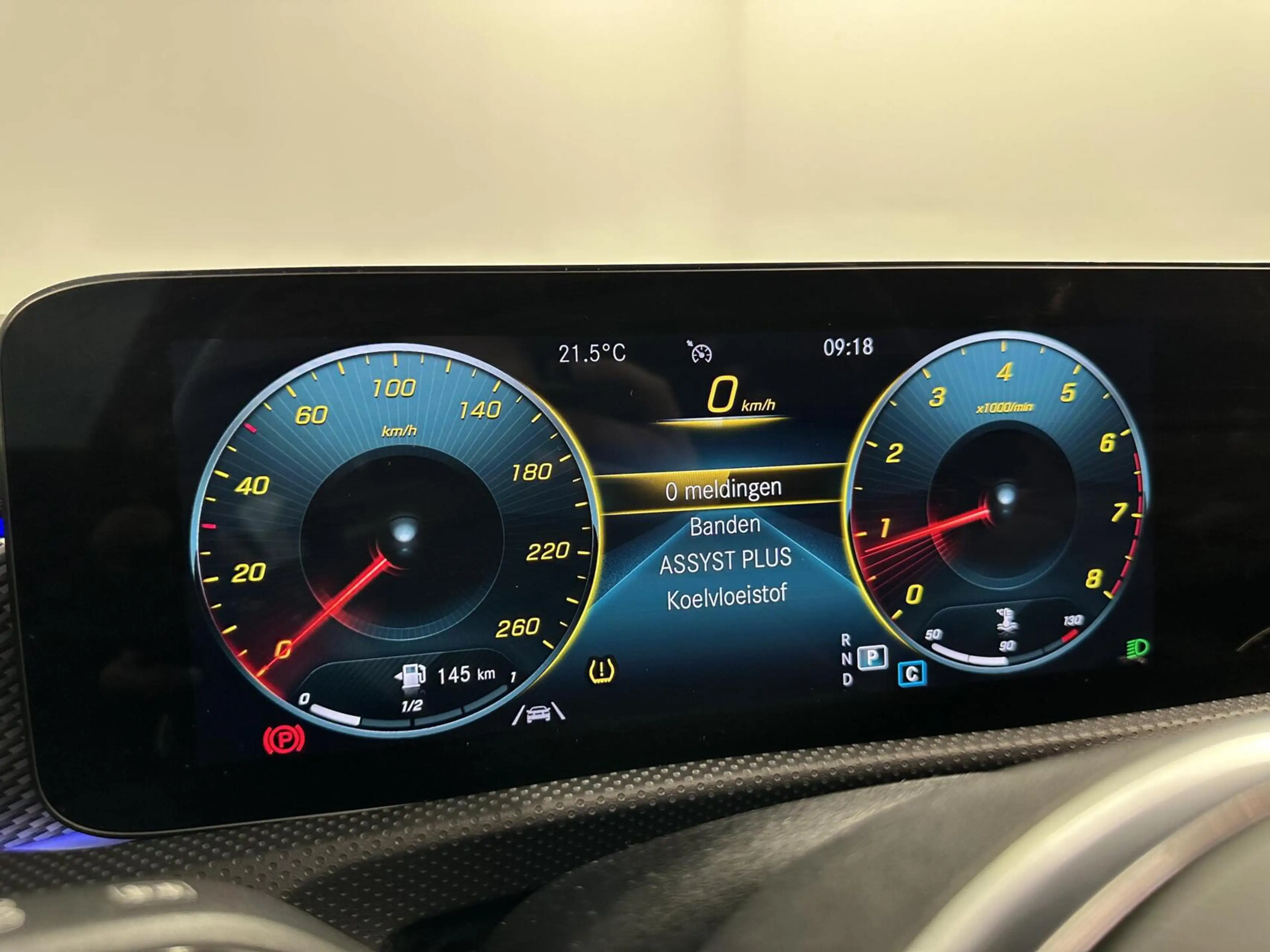 Mercedes-Benz CLA 180 Business Solution Luxury PANO CAMERA SFEERVERLICHT — photo 32