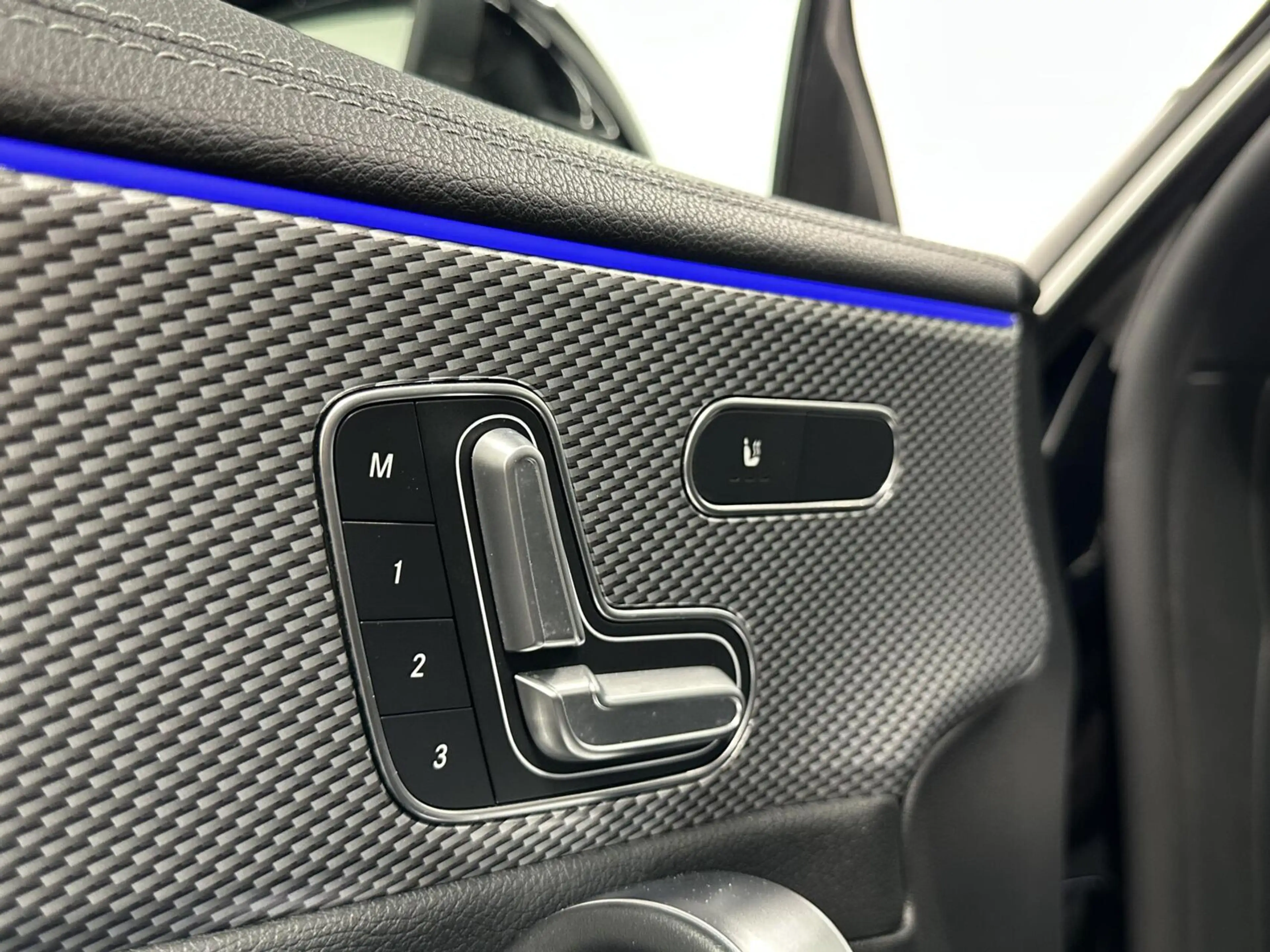 Mercedes-Benz CLA 180 Business Solution Luxury PANO CAMERA SFEERVERLICHT — photo 19