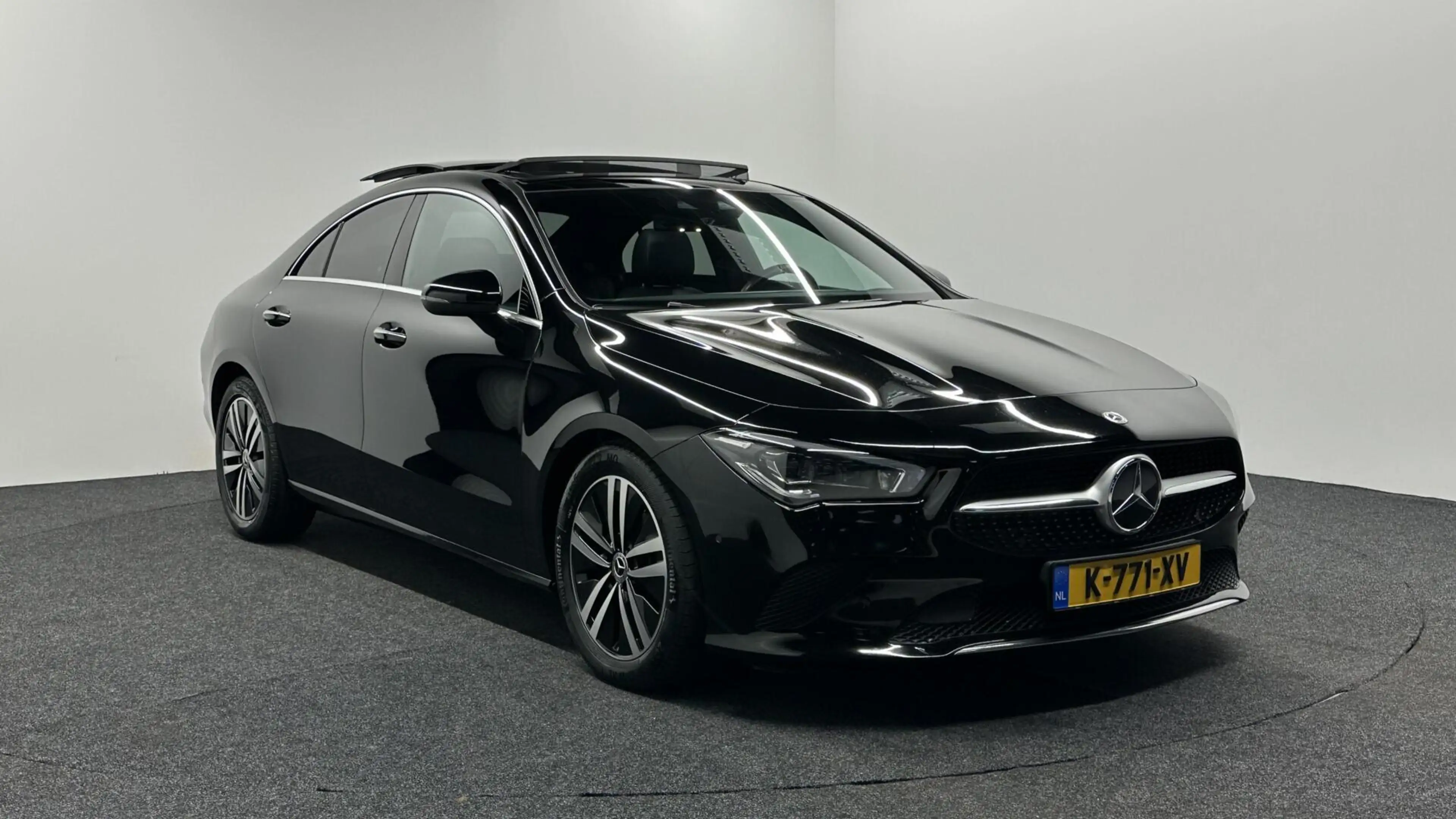 Mercedes-Benz CLA 180 Business Solution Luxury PANO CAMERA SFEERVERLICHT — photo 3